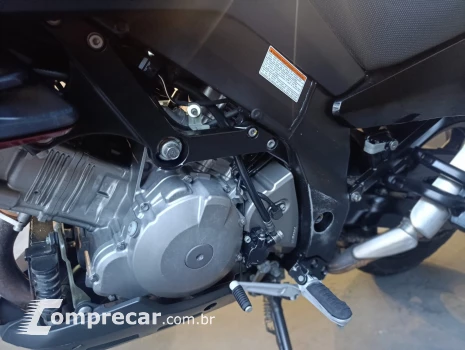 VSTROM  DL 1000