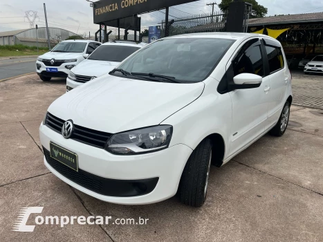 Volkswagen FOX 1.6 MI Trendline 8V 4 portas