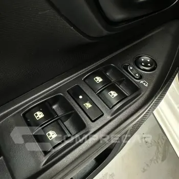 Strada Freedom 1.3 Flex 8V CD