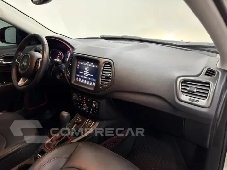 COMPASS 2.0 16V DIESEL TRAILHAWK 4X4 AUTOMÁTICO