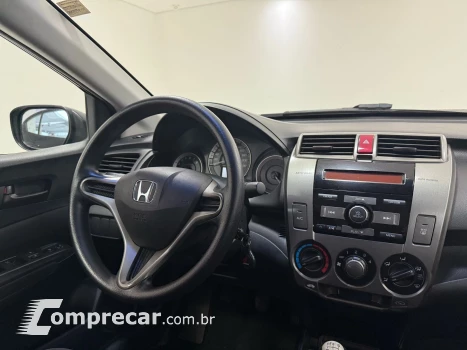 CITY 1.5 LX Sedan 16V