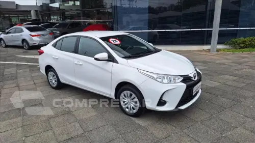 YARIS 1.5 16V FLEX SEDAN XL LIVE MULTIDRIVE