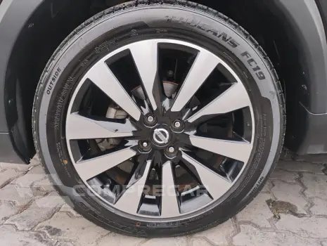 KICKS 1.6 16V SL