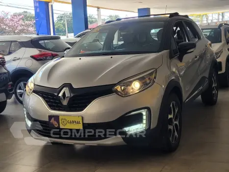 Renault CAPTUR Intense 2.0 16V Flex 5p Aut. 4 portas