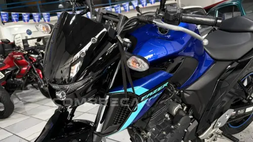 FZ25 ABS