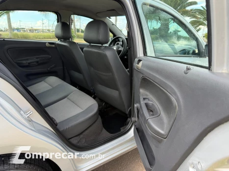 VOYAGE 1.0 12V MPI Totalflex