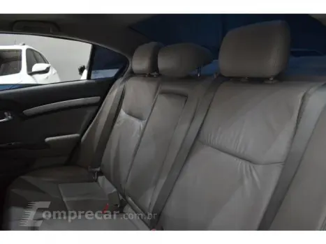 CIVIC - 1.8 EXS 16V 4P AUTOMÁTICO