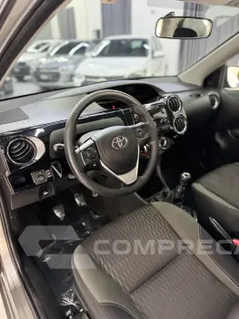 ETIOS 1.5 XS Sedan 16V