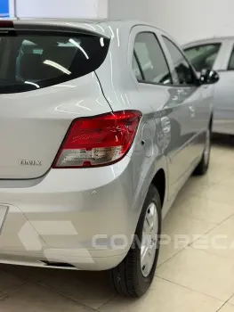 ONIX HATCH LS 1.0 8V FlexPower 5p Mec.