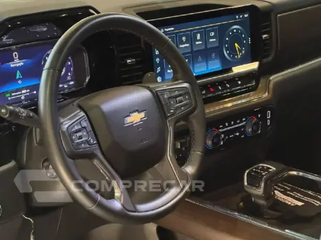 SILVERADO 5.3 V8 GASOLINA 1500 HIGH COUNTRY 4X4 AUTOMÁTICO