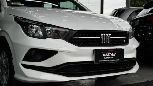 Fiat CRONOS DRIVE 1.3 8V Flex 4 portas