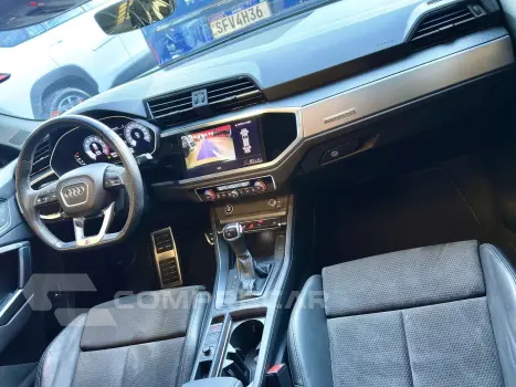 Q3 2.0 40 TFSI GASOLINA SPORTBACK PERFORMANCE BLACK QUATTRO