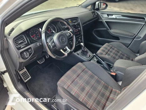 Volkswagen Golf GTi 2.0 TSI 220cv Aut. 4 portas