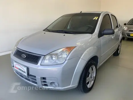 FORD FIESTA 1.6 MPI SEDAN 8V FLEX 4P MANUAL 4 portas