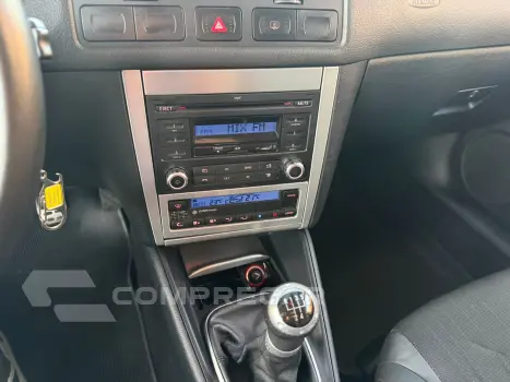 Golf Sportline 1.6 Mi Total Flex 8V 4p