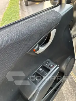 FIT 1.4 LX 8V