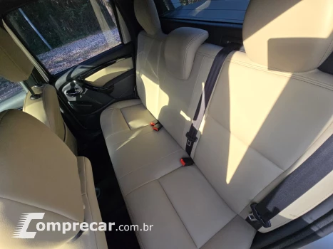 Duster Oroch 1.6 16V SCe Dynamique (Flex)