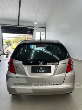 Fit LX 1.4/ 1.4 Flex 8V/16V 5p Mec.