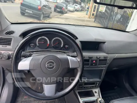 VECTRA 2.0 MPFI GT Hatch 8V