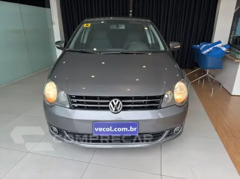 Polo Sedan 1.6 4P COMFORTLINE FLEX