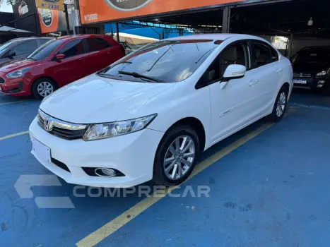Honda Civic 4 portas