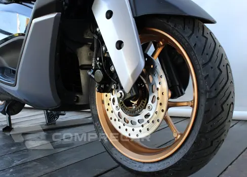 YAMAHA NMAX CONNECTED 160 ABS