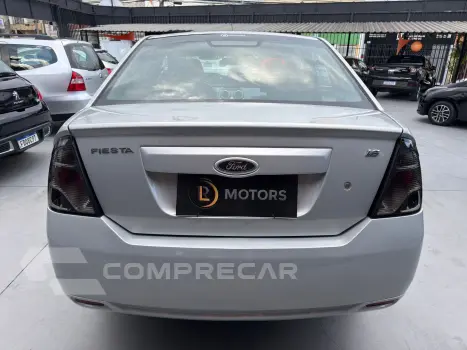 FIESTA 1.6 MPI Sedan 8V