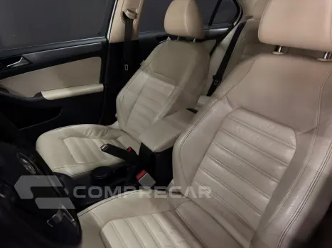 JETTA 2.0 TSI HIGHLINE 200CV GASOLINA 4P TIPTRONIC