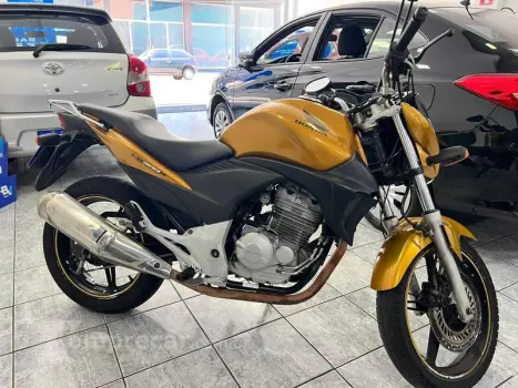 CB 300 R