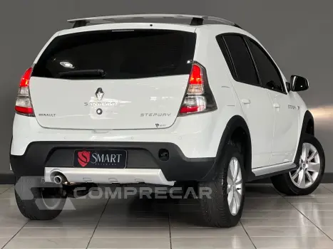 SANDERO 1.6 STEPWAY 16V FLEX 4P AUTOMÁTICO