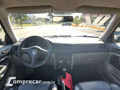 GOLF 2.0 MI 8V