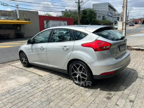 FOCUS 2.0 TITANIUM FASTBACK 16V FLEX 4P POWERSHIFT