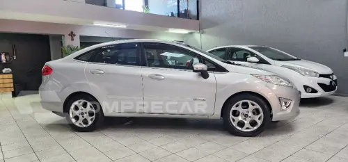Fiesta Sedan SE 1.6 16V Flex 4p