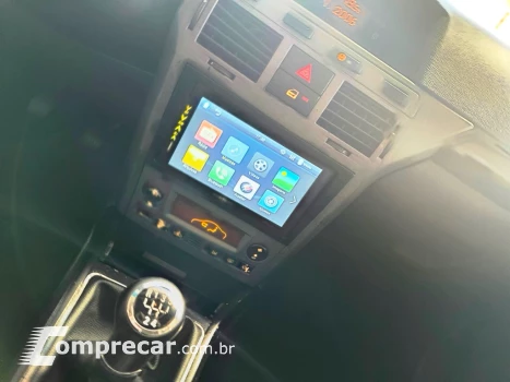 VECTRA 2.0 MPFI GT Hatch 8V