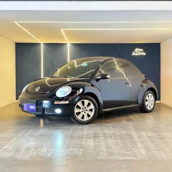 Volkswagen New Beetle 2.0 Mi Mec./Aut. 2 portas