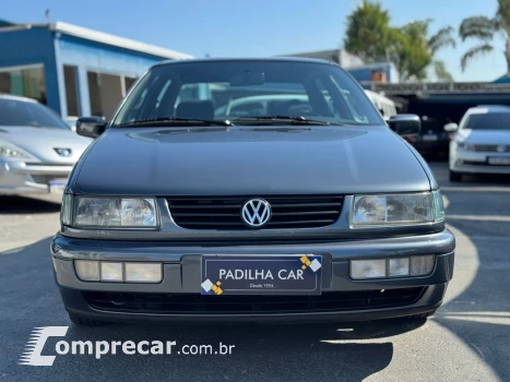 Volkswagen Passat 2.0 4P GL 4 portas