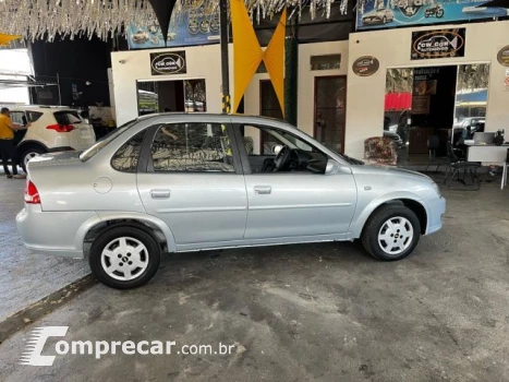 CLASSIC - 1.0 MPFI LS 8V 4P MANUAL