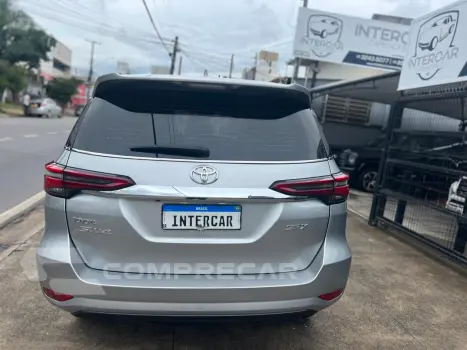 HILUX SW4 2.8 D-4d Turbo SRX 7L 4X4