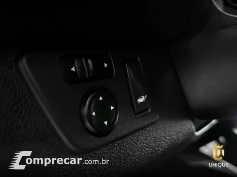 KWID - 1.0 12V SCE OUTSIDER MANUAL