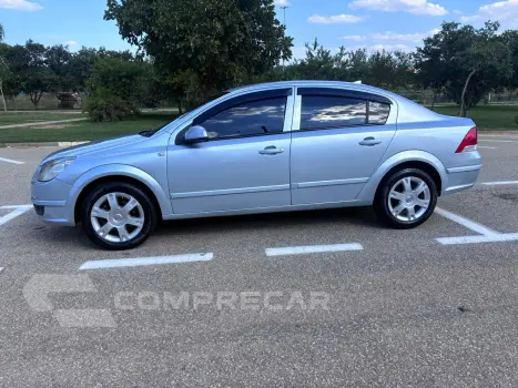 VECTRA 2.0 MPFI Elegance 8V
