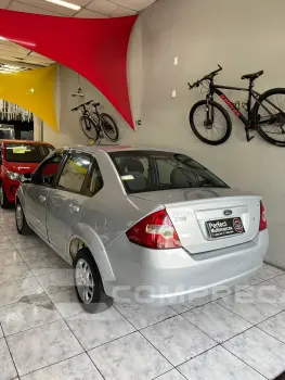 FIESTA 1.6 Titanium Sedan 16V