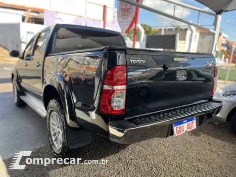 Hilux Caminhonete 3.0 16V 4P 4X4 SRV TURBO DIESEL CABINE DUP