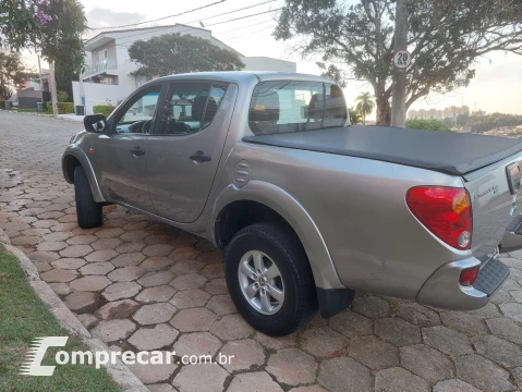 Mitsubishi L200 TRITON 2.4 HLS 4X2 CD 16V 4 portas