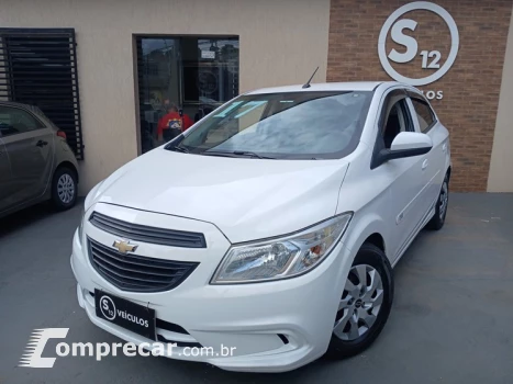 CHEVROLET ONIX 4 portas