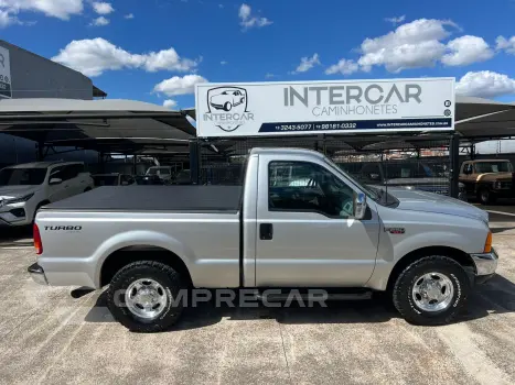 FORD F-250 4.2 XLT 4X2 CS V6 2 portas