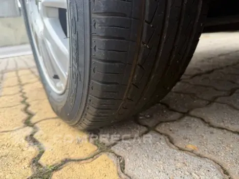 C3 - 1.4 I GLX 8V 4P MANUAL