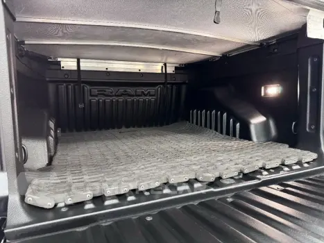 RAMPAGE R/T HURRIC. 4 2.0 TB CD 4X4 Aut.