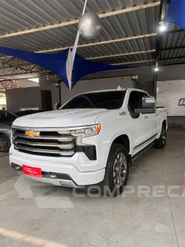 CHEVROLET SILVERADO 5.3 V8 1500 High Country 4X4 4 portas