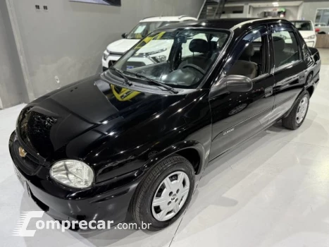 CLASSIC - 1.0 MPFI LIFE 8V 4P MANUAL