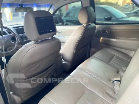 HILUX SW4 3.0 4X4 8V Turbo